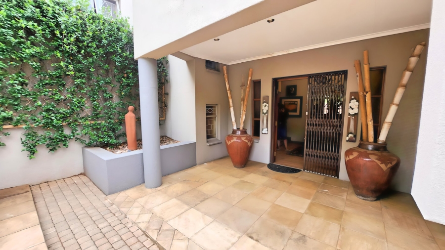 5 Bedroom Property for Sale in Doringkruin North West